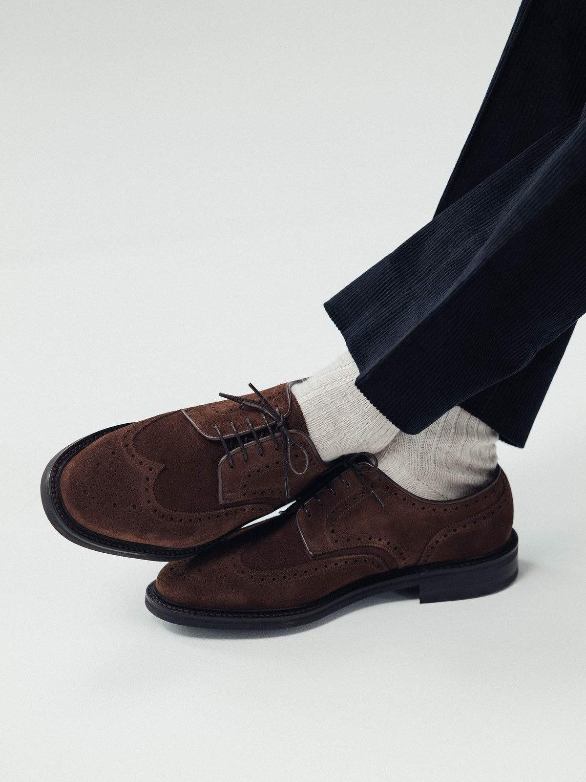 The Derby - Medium Brown Suede – Aveltero men's footwear