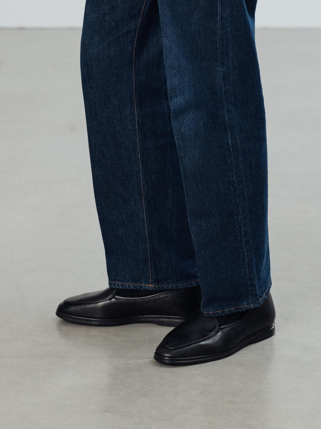 The Belgian Loafer - Black Deerskin – Aveltero men's footwear