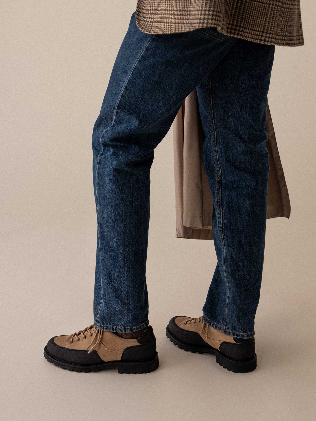The Hybrid Hiker Sneaker - Sand Suede – Aveltero men's footwear