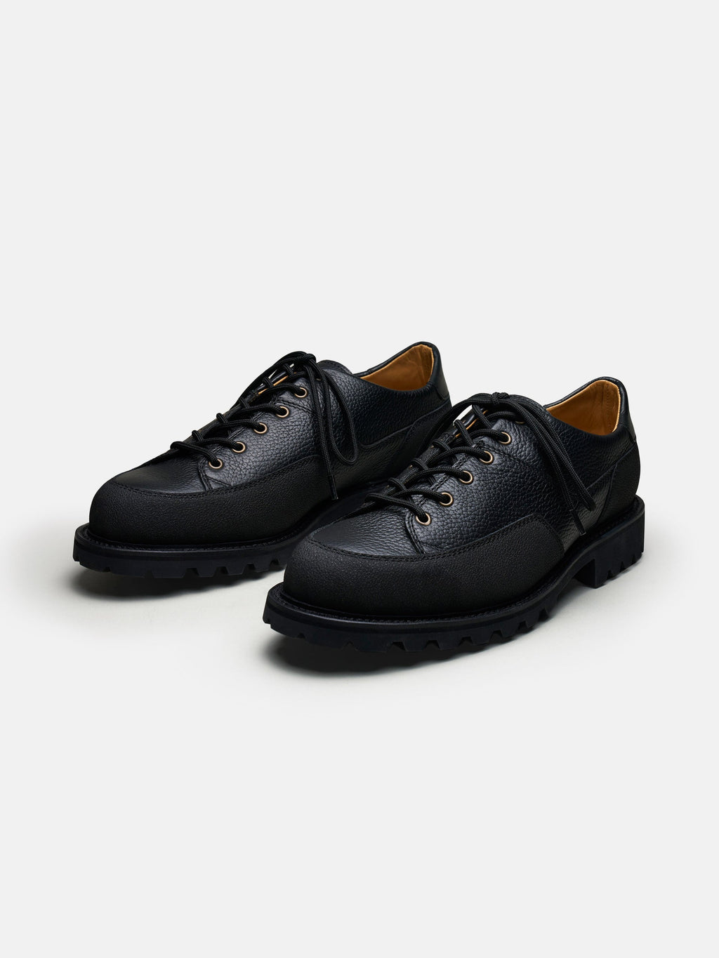 The Hybrid Hiker Sneaker - Black Grain – Aveltero men's footwear