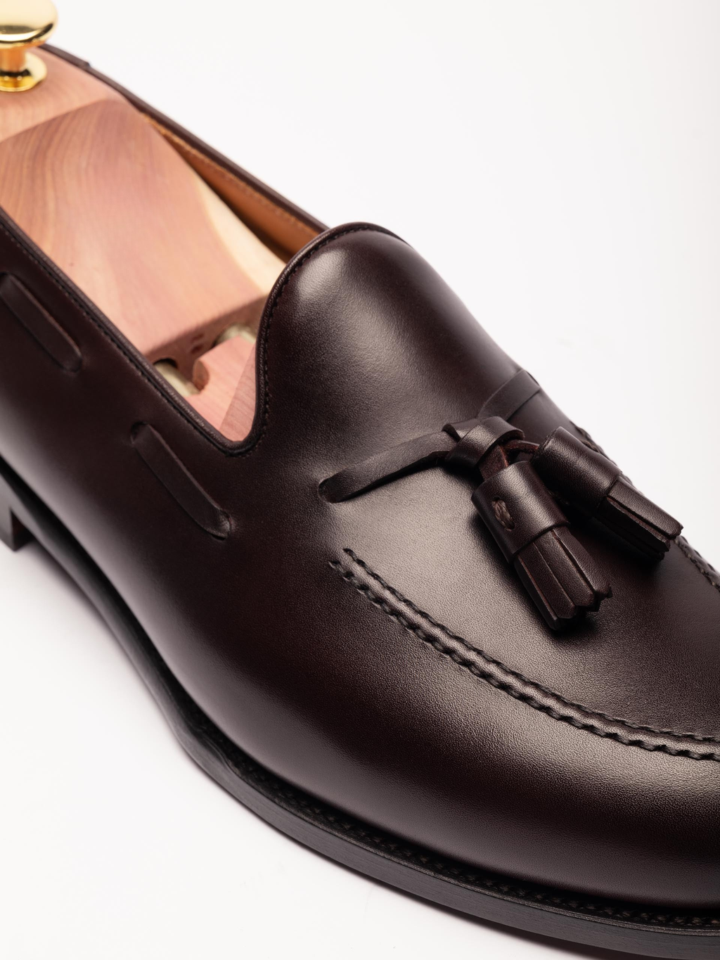 The Tassel Loafer - Burgundy Calf – Aveltero men's footwear