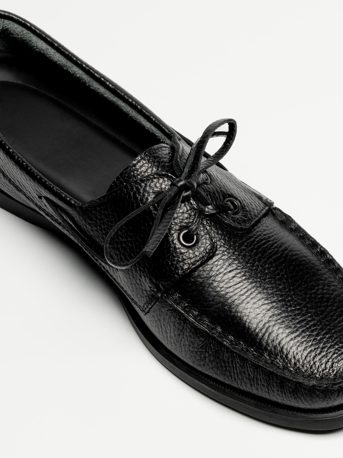 The Boat Shoe - Black Grain – Aveltero men's footwear