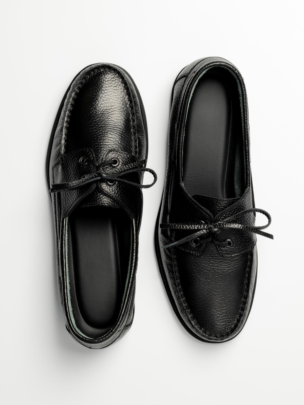 The Boat Shoe - Black Grain – Aveltero men's footwear